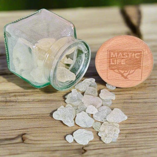 Prečo sú niektoré kryštály mastichy mäkké a iné tvrdé?